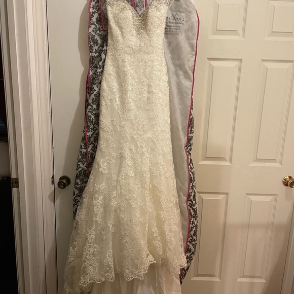 Ivory size 6 Kenneth Winston Wedding dress - Picture 4 of 5